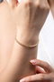 Heliophilia Silver Pulsera de Metal Dorada con Acabado de Laca